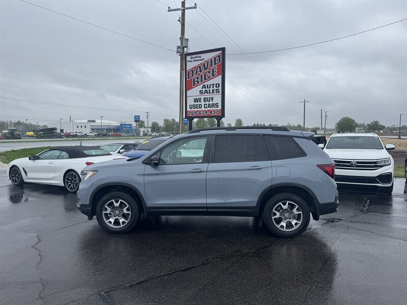 2023 Honda Passport TrailSport   - Photo 1 - Schoolcraft, MI 49087