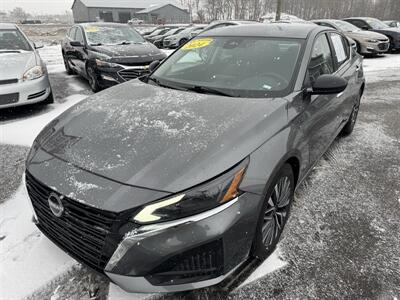 2024 Nissan Altima 2.5 SV   - Photo 5 - Schoolcraft, MI 49087