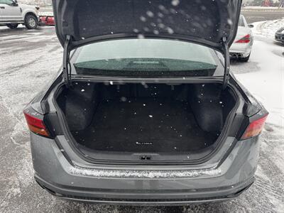 2024 Nissan Altima 2.5 SV   - Photo 21 - Schoolcraft, MI 49087