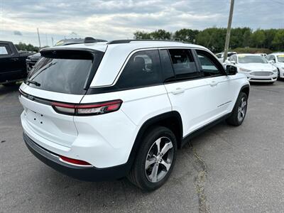 2022 Jeep Grand Cherokee 4xe   - Photo 8 - Schoolcraft, MI 49087
