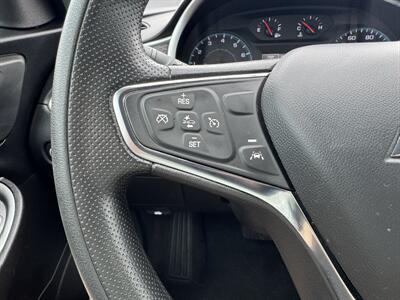 2023 Chevrolet Malibu LT   - Photo 9 - Schoolcraft, MI 49087