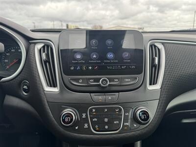 2023 Chevrolet Malibu LT   - Photo 14 - Schoolcraft, MI 49087