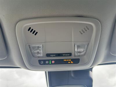 2023 Chevrolet Malibu LT   - Photo 13 - Schoolcraft, MI 49087