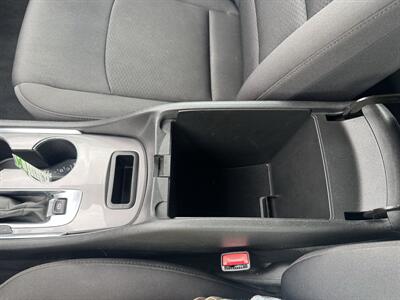 2023 Chevrolet Malibu LT   - Photo 16 - Schoolcraft, MI 49087