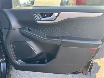 2020 Ford Escape SEL   - Photo 26 - Schoolcraft, MI 49087