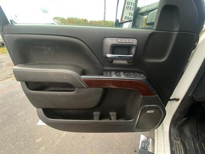 2018 GMC Sierra 1500 SLT   - Photo 25 - Schoolcraft, MI 49087