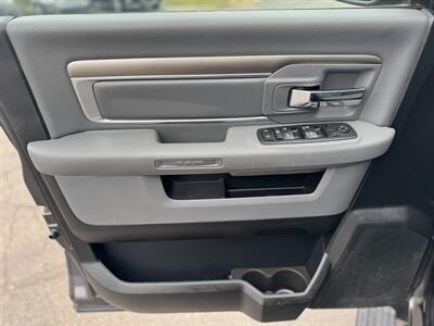 2017 RAM 1500 SLT   - Photo 7 - Schoolcraft, MI 49087