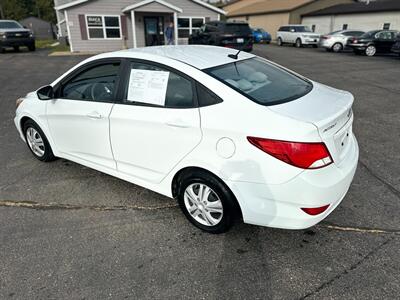2017 Hyundai ACCENT SE   - Photo 6 - Schoolcraft, MI 49087
