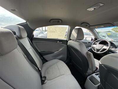 2017 Hyundai ACCENT SE   - Photo 18 - Schoolcraft, MI 49087