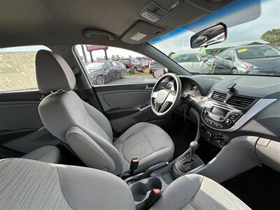 2017 Hyundai ACCENT SE   - Photo 13 - Schoolcraft, MI 49087