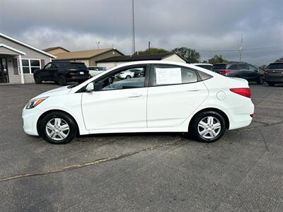 2017 Hyundai ACCENT SE   - Photo 5 - Schoolcraft, MI 49087