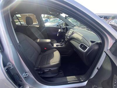 2020 Chevrolet Equinox LT   - Photo 12 - Schoolcraft, MI 49087