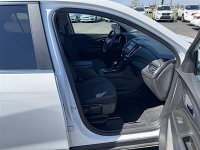 2023 Chevrolet Equinox LT   - Photo 26 - Schoolcraft, MI 49087