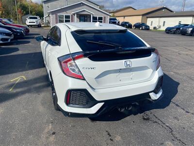 2017 Honda Civic Sport   - Photo 7 - Schoolcraft, MI 49087