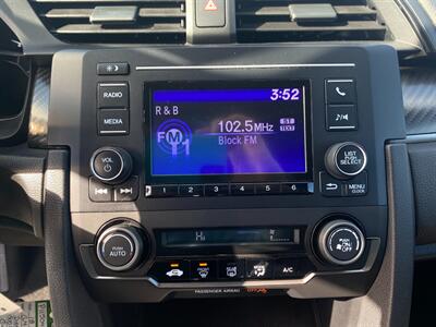 2017 Honda Civic Sport   - Photo 32 - Schoolcraft, MI 49087