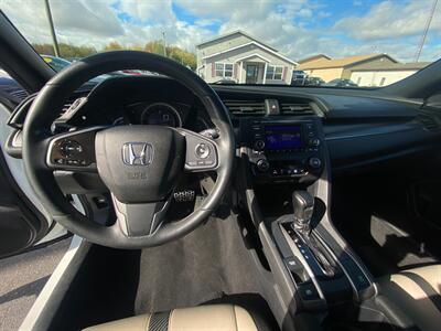 2017 Honda Civic Sport   - Photo 27 - Schoolcraft, MI 49087