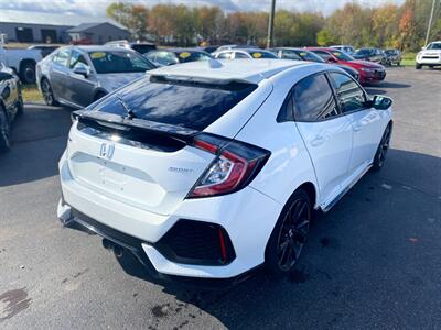 2017 Honda Civic Sport   - Photo 8 - Schoolcraft, MI 49087