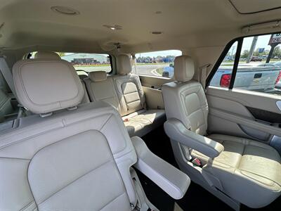 2021 Lincoln Navigator L Reserve   - Photo 22 - Schoolcraft, MI 49087