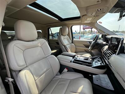 2021 Lincoln Navigator L Reserve   - Photo 11 - Schoolcraft, MI 49087