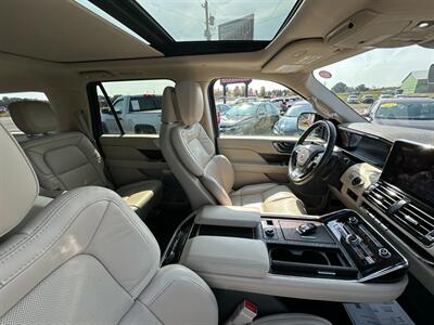 2021 Lincoln Navigator L Reserve   - Photo 12 - Schoolcraft, MI 49087