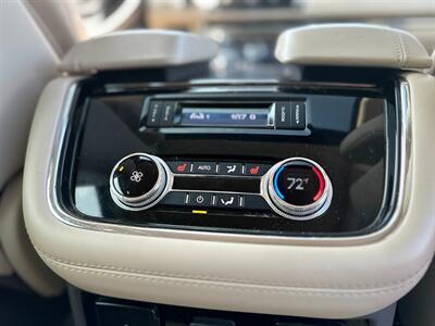 2021 Lincoln Navigator L Reserve   - Photo 24 - Schoolcraft, MI 49087