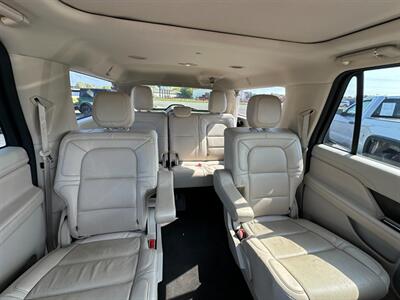 2021 Lincoln Navigator L Reserve   - Photo 18 - Schoolcraft, MI 49087