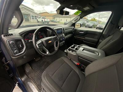 2021 Chevrolet Silverado 1500 LT   - Photo 25 - Schoolcraft, MI 49087