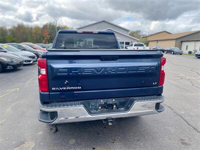 2021 Chevrolet Silverado 1500 LT   - Photo 6 - Schoolcraft, MI 49087