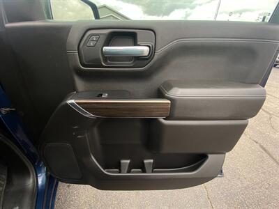 2021 Chevrolet Silverado 1500 LT   - Photo 10 - Schoolcraft, MI 49087