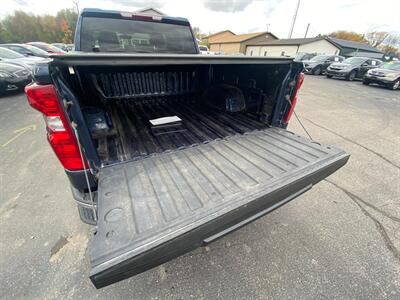 2021 Chevrolet Silverado 1500 LT   - Photo 17 - Schoolcraft, MI 49087