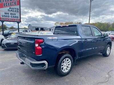 2021 Chevrolet Silverado 1500 LT   - Photo 8 - Schoolcraft, MI 49087