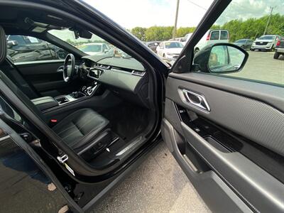 2020 Land Rover Range Rover Velar P250 R-Dynamic S   - Photo 8 - Schoolcraft, MI 49087