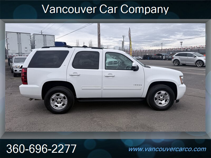 2014 Chevrolet Tahoe LT 4x4! Clean Title! Leather! Moonroof! 3rd Row!  Luxury Pkg! DVD! Accident-Free Carfax History Report! Impressive! Great Value!