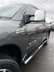 2009 Nissan Titan 4x4 SE Crew Cab! Adult Owned Local! Low Miles! Clean Title! Strong Carfax History! Impressive! - Photo 22 - Vancouver, WA 98665