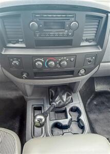 2006 Dodge Ram 1500 ST 4x4! Rare 6-Spd Manual! Only 84,000 Low Miles!  Clean Title! Good Carfax History! Great Value! - Photo 20 - Vancouver, WA 98665