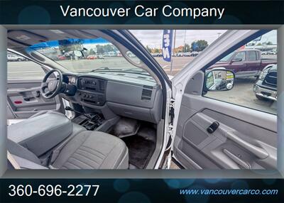 2006 Dodge Ram 1500 ST 4x4! Rare 6-Spd Manual! Only 84,000 Low Miles!  Clean Title! Good Carfax History! Great Value! - Photo 14 - Vancouver, WA 98665