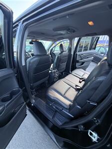 2017 Honda Pilot AWD Touring! Local SUV! 3rd Row Loaded! Low Miles!  Clean Title! Strong Carfax History! Impressive! - Photo 31 - Vancouver, WA 98665