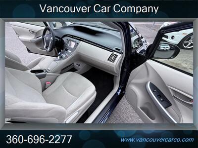2012 Toyota Prius Model Three! Rated 50 MPG! Clean Title! Low Miles! Local Car! Accident Free Carfax Report! Great Value! - Photo 17 - Vancouver, WA 98665
