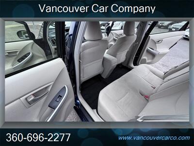 2012 Toyota Prius Model Three! Rated 50 MPG! Clean Title! Low Miles! Local Car! Accident Free Carfax Report! Great Value! - Photo 15 - Vancouver, WA 98665
