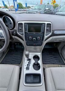 2013 Jeep Grand Cherokee 4x4 Laredo! 1 Owner! Local Jeep! Great Service!  Clean Title! Strong Carfax History! Impressive! - Photo 22 - Vancouver, WA 98665