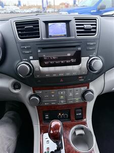 2012 Toyota Highlander 4x4 Limited! Clean Title! 3rd Row! Low Miles!  Strong Carfax History! Iconic Styling! Leather! Loaded! Rare Find! - Photo 29 - Vancouver, WA 98665