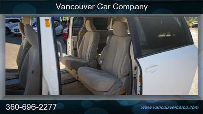 2013 Toyota Sienna LE! Locally Owned! Dual Pwr Doors! Clean Title! Strong Service Records! Great Value! Toyota Quality! - Photo 16 - Vancouver, WA 98665