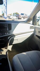 2013 Toyota Sienna LE! Locally Owned! Dual Pwr Doors! Clean Title! Strong Service Records! Great Value! Toyota Quality! - Photo 26 - Vancouver, WA 98665
