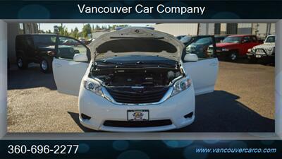 2013 Toyota Sienna LE! Locally Owned! Dual Pwr Doors! Clean Title! Strong Service Records! Great Value! Toyota Quality! - Photo 38 - Vancouver, WA 98665