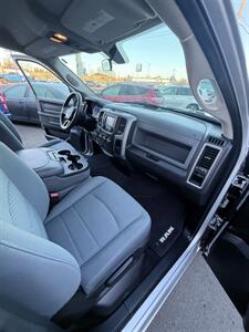 2017 RAM 1500 4x4 Quad Cab! Express! Local! Low Miles! HEMI! Clean Title! Strong Carfax History! Impressive! - Photo 30 - Vancouver, WA 98665