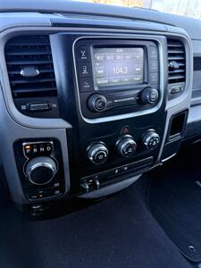 2017 RAM 1500 4x4 Quad Cab! Express! Local! Low Miles! HEMI! Clean Title! Strong Carfax History! Impressive! - Photo 22 - Vancouver, WA 98665