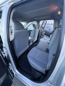 2017 RAM 1500 4x4 Quad Cab! Express! Local! Low Miles! HEMI! Clean Title! Strong Carfax History! Impressive! - Photo 28 - Vancouver, WA 98665