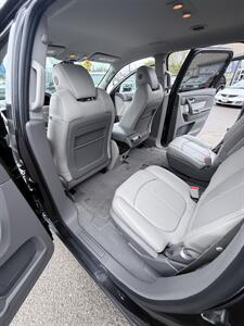 2014 GMC Acadia SLT-1! 3rd Row! Clean Title! Low Miles! Local!  Strong Carfax History! Leather! Great Value! - Photo 30 - Vancouver, WA 98665