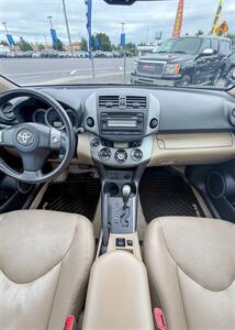 2012 Toyota RAV4 4x4 V-6 Limited! 1 Local Owner! Leather! Moonroof!  Clean Title! Great Carfax History! Impressive! - Photo 17 - Vancouver, WA 98665