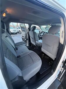 2014 RAM 1500 Crew Cab 4x4! Big Horn! 1 Owner! Low Miles! Local!  Clean Title! Strong Carfax History! Impressive! - Photo 28 - Vancouver, WA 98665